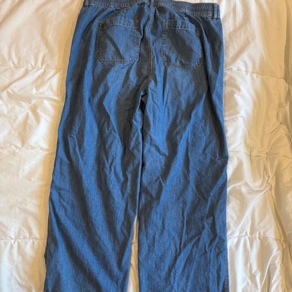 Torrid Wide Leg Jeans, Size 2x - Picture 2 of 7